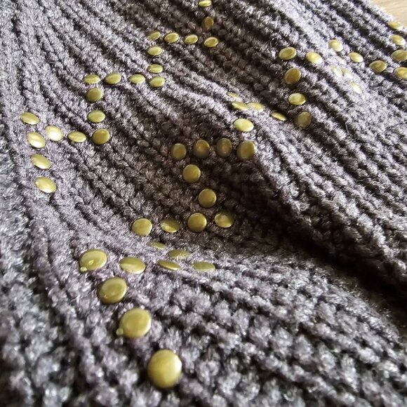 H&M Round Neckline High Low Knit Sweater with Studded Detail M Grey - Picture 5 of 8